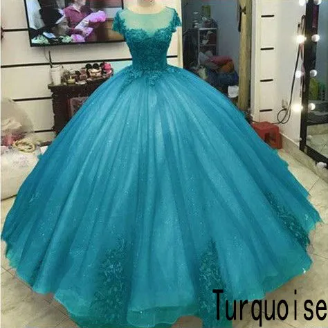 2018 Elegant Gray Quinceanera Dresses with Crystal Organza Lace Sheer Scoop Ball Gowns Sweet 16