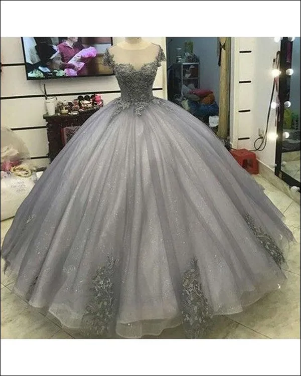 2018 Elegant Gray Quinceanera Dresses with Crystal Organza Lace Sheer Scoop Ball Gowns Sweet 16