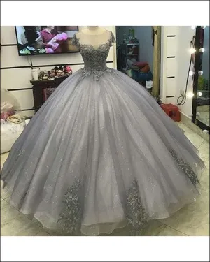 2018 Elegant Gray Quinceanera Dresses with Crystal Organza Lace Sheer Scoop Ball Gowns Sweet 16
