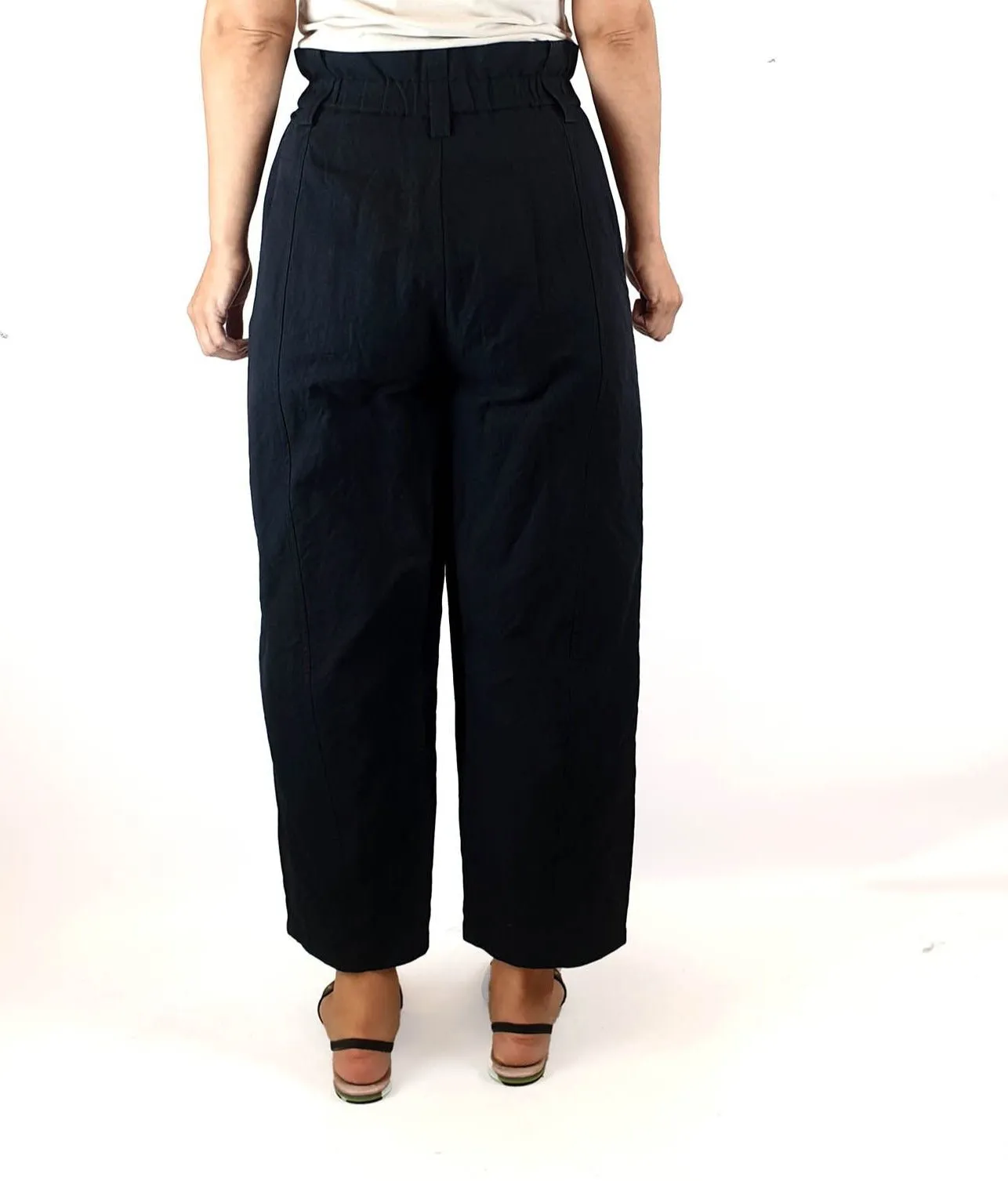 Alpha 60 black cotton-metalic high waisted pants size XS, best fits size 8