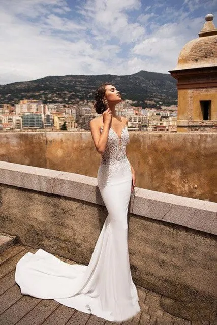 Backless Beach Wedding Bridal Gowns