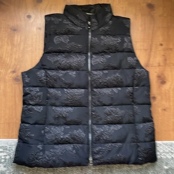 Chico’s Jacquard Print Puffer Vest