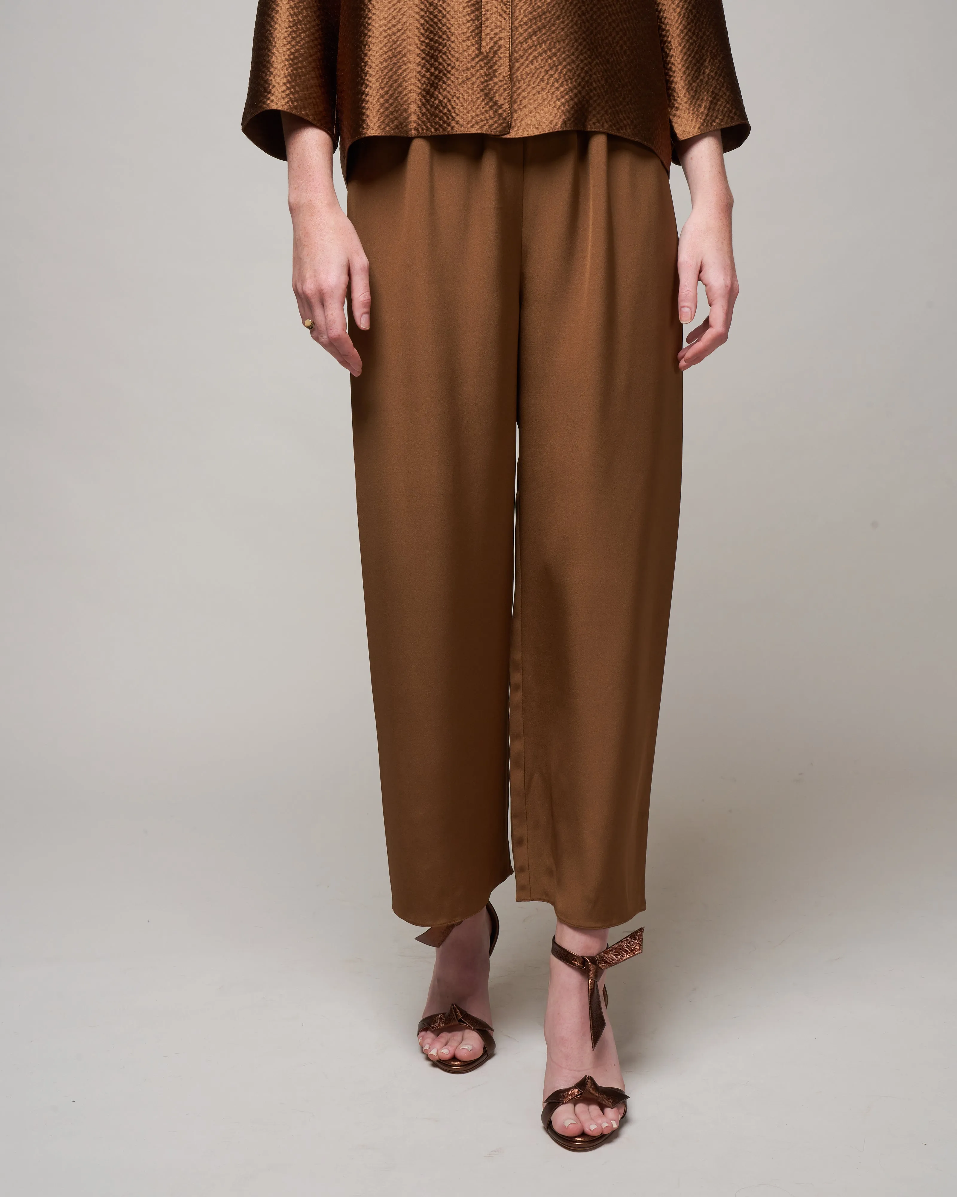 croppped pull-on - clove
