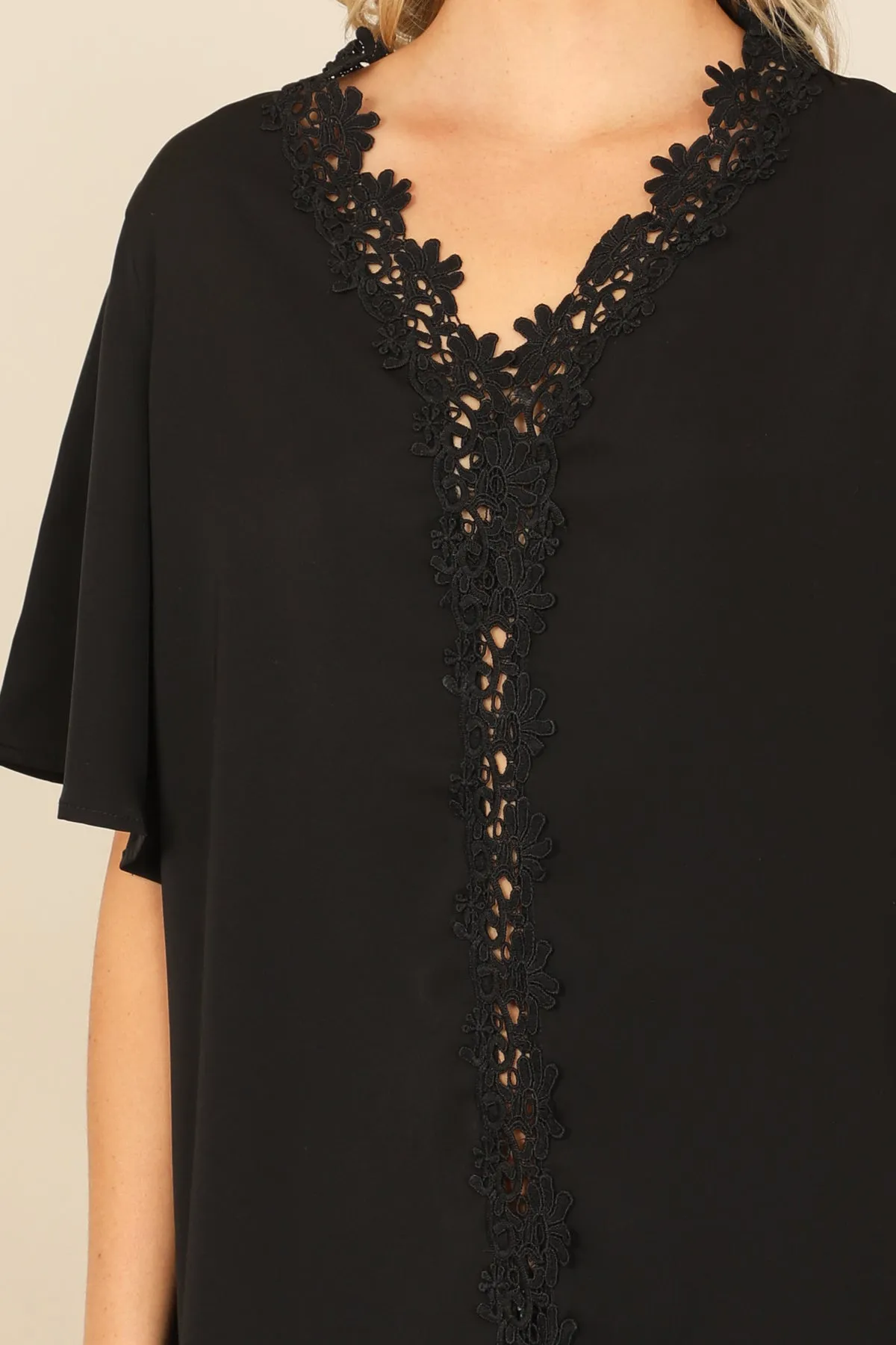 DOLMAN SLEEVE LACE FRONT DETAIL SOLID TOP
