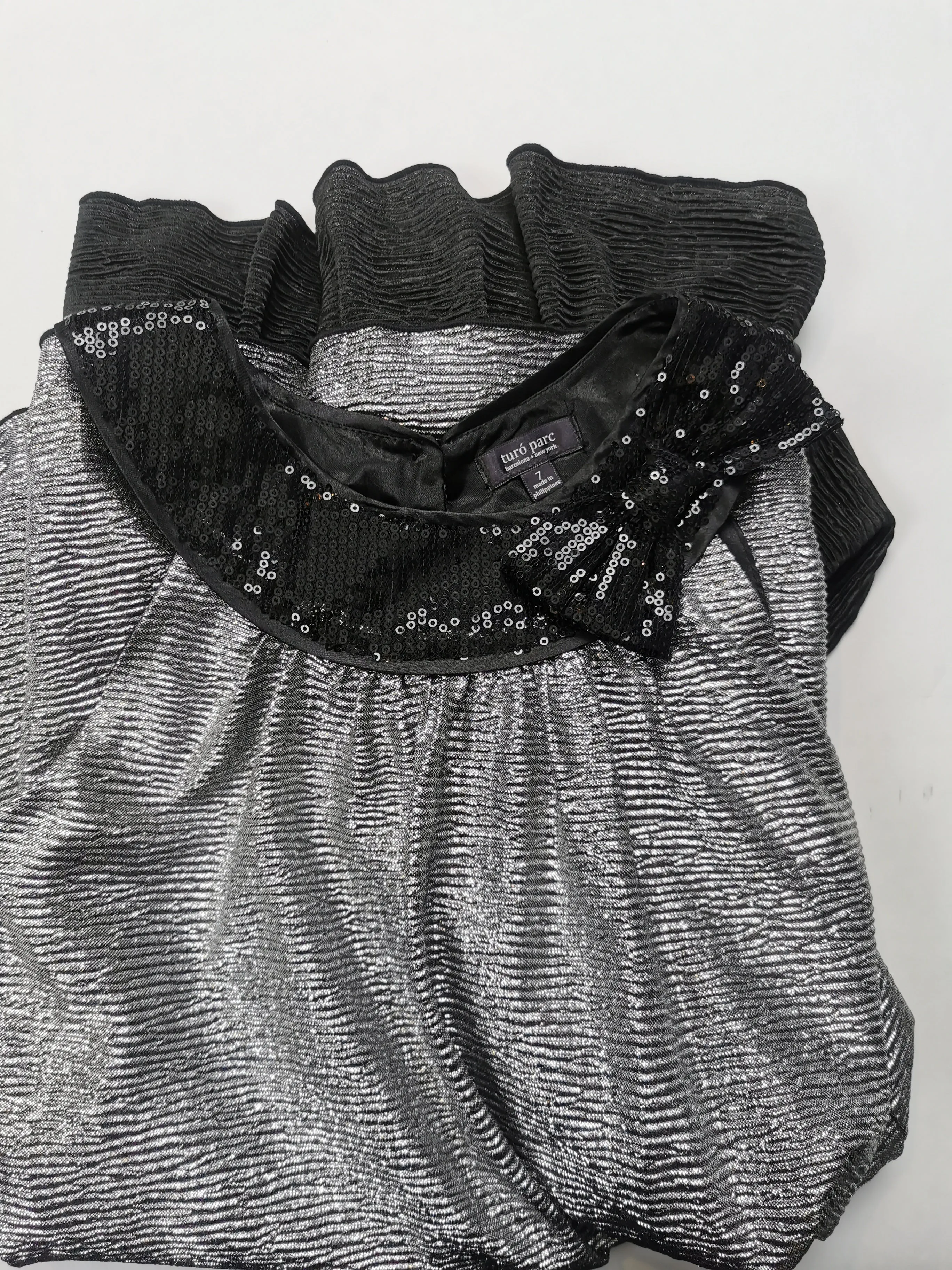 GIRL SIZE 7 YEARS - TURO PARC, barcelona   new york, Sparkly Silver & Black, Special Occasion Dress EUC B37