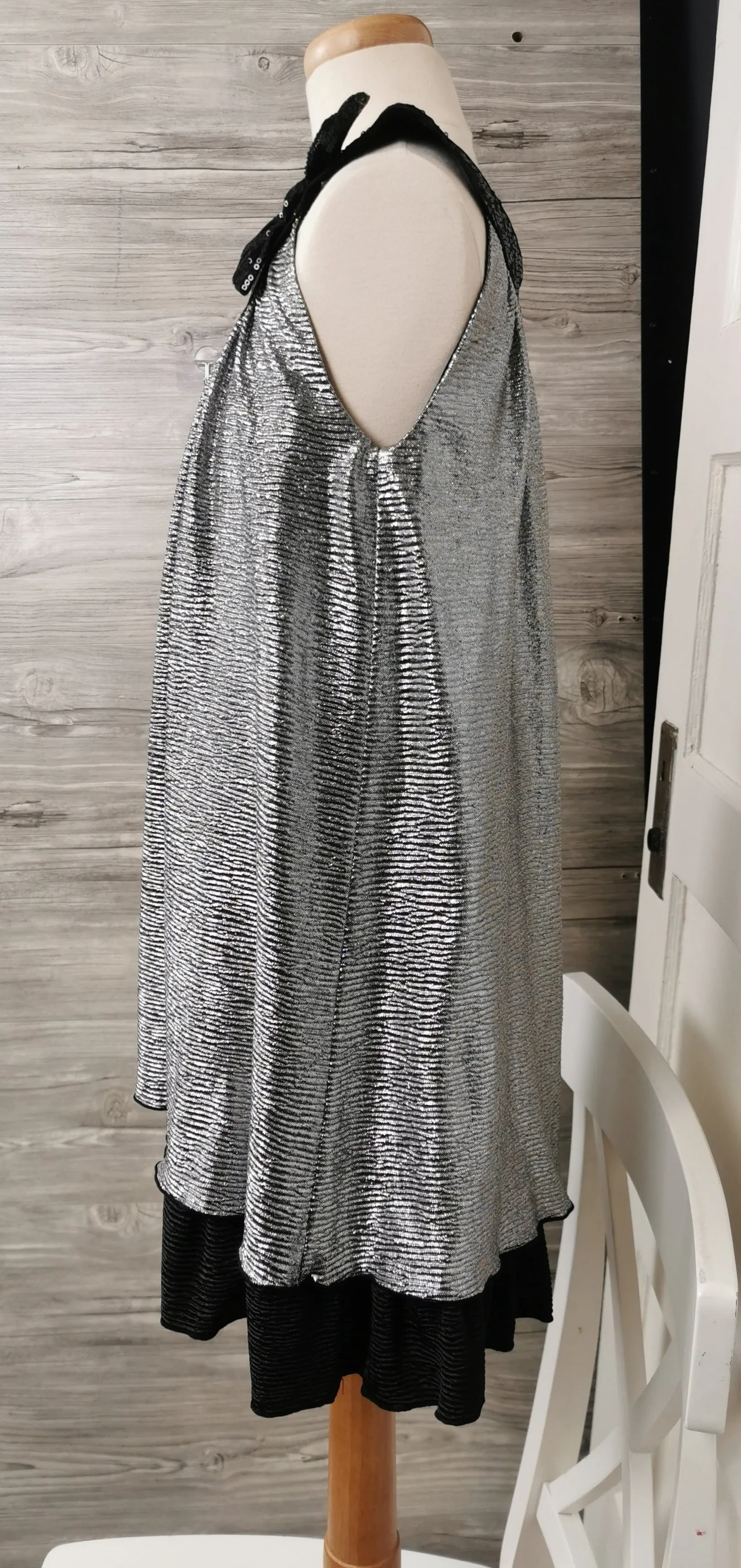 GIRL SIZE 7 YEARS - TURO PARC, barcelona   new york, Sparkly Silver & Black, Special Occasion Dress EUC B37
