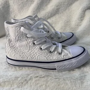 Girls Converse Lace Hearts Hi Tops NWOT
