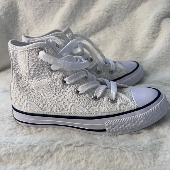 Girls Converse Lace Hearts Hi Tops NWOT