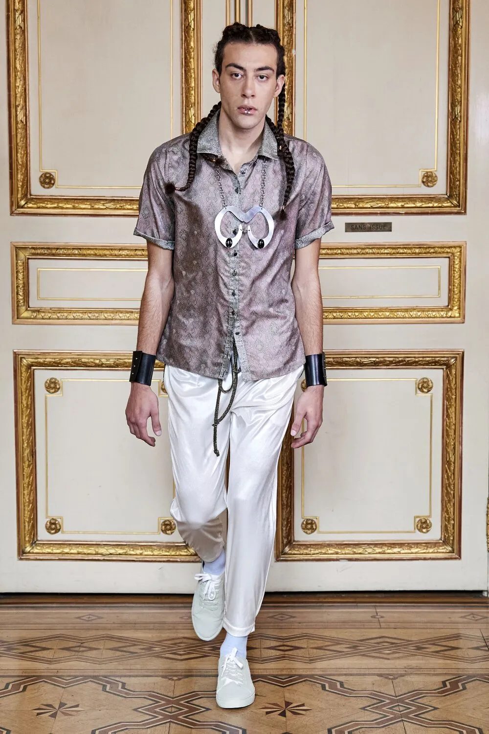 Leché Liquid Slacks
