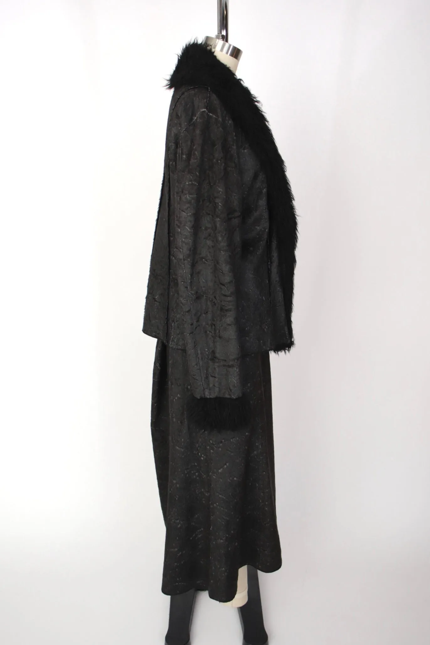 Nobu Nakano Distressed Faux Fur Trim Skirt Set