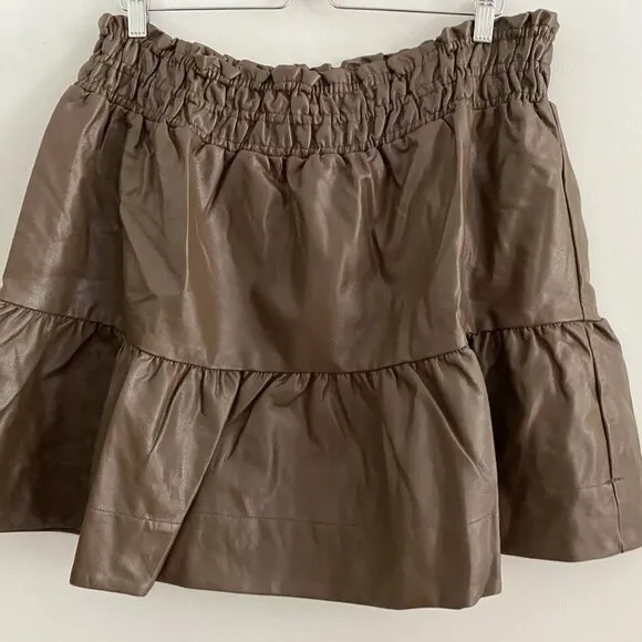 NWT new anthropologie The Somerset Mini Skirt: Faux Leather Edition sizE S