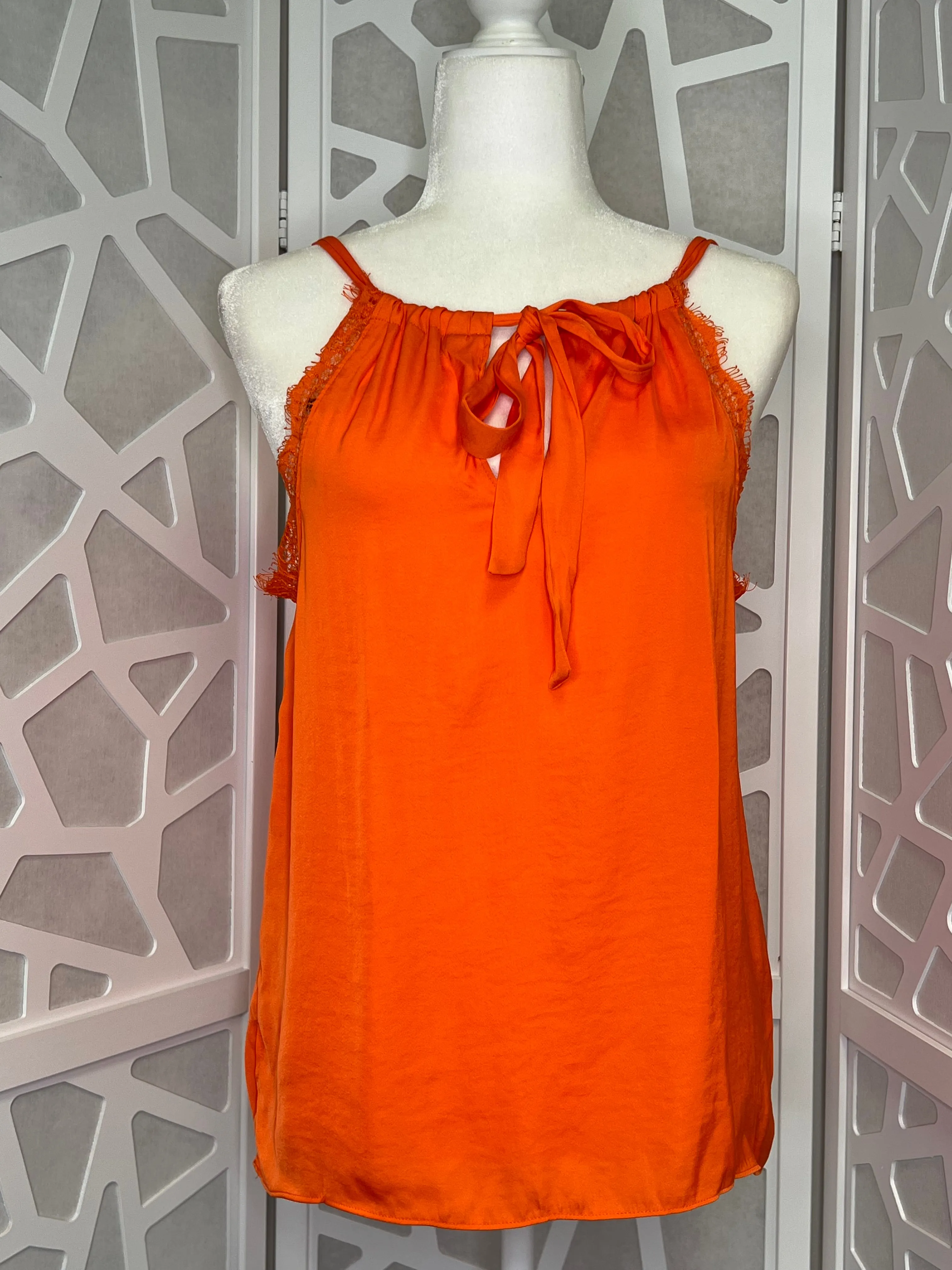 ORANGE TIE BACK TOP