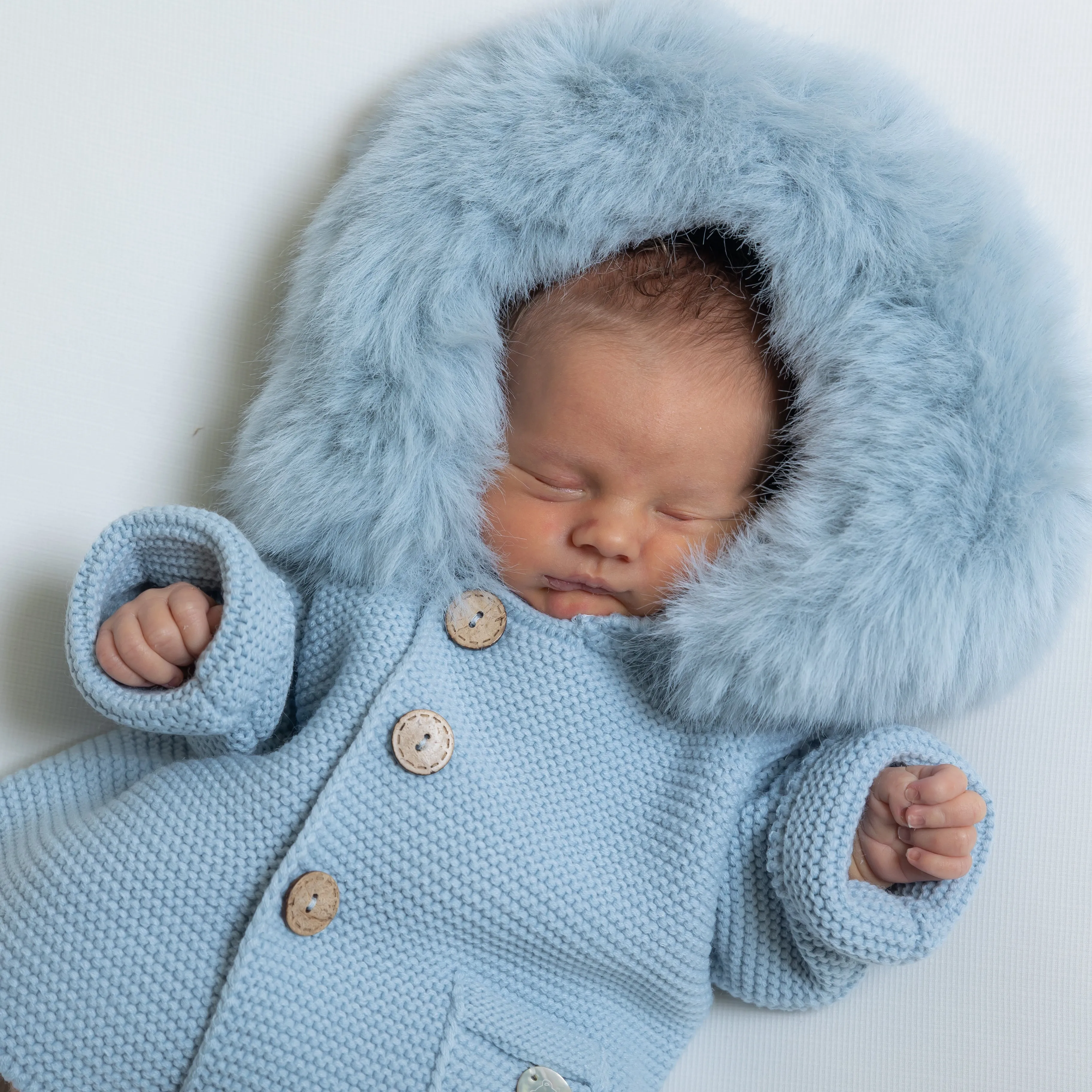Pangasa Blue Fur Hood Knitted Jacket