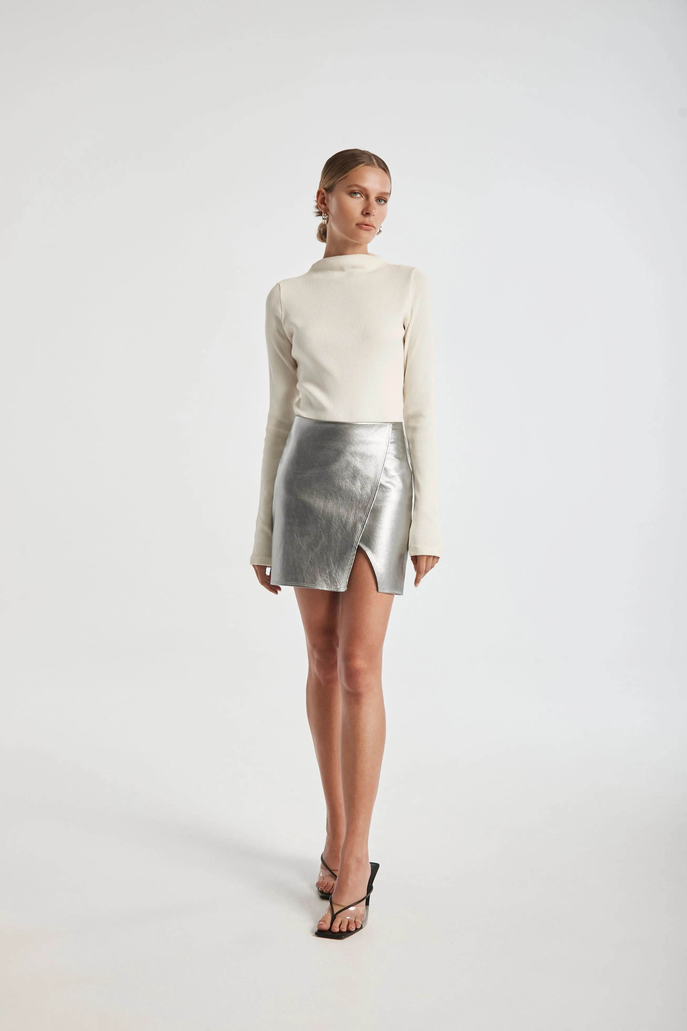 Ribbed Mock Neck Top