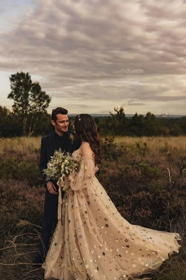 Tulle A-line Puff Sleeves Sweetheart Sequins Sparkly Wedding Dresses, MW840