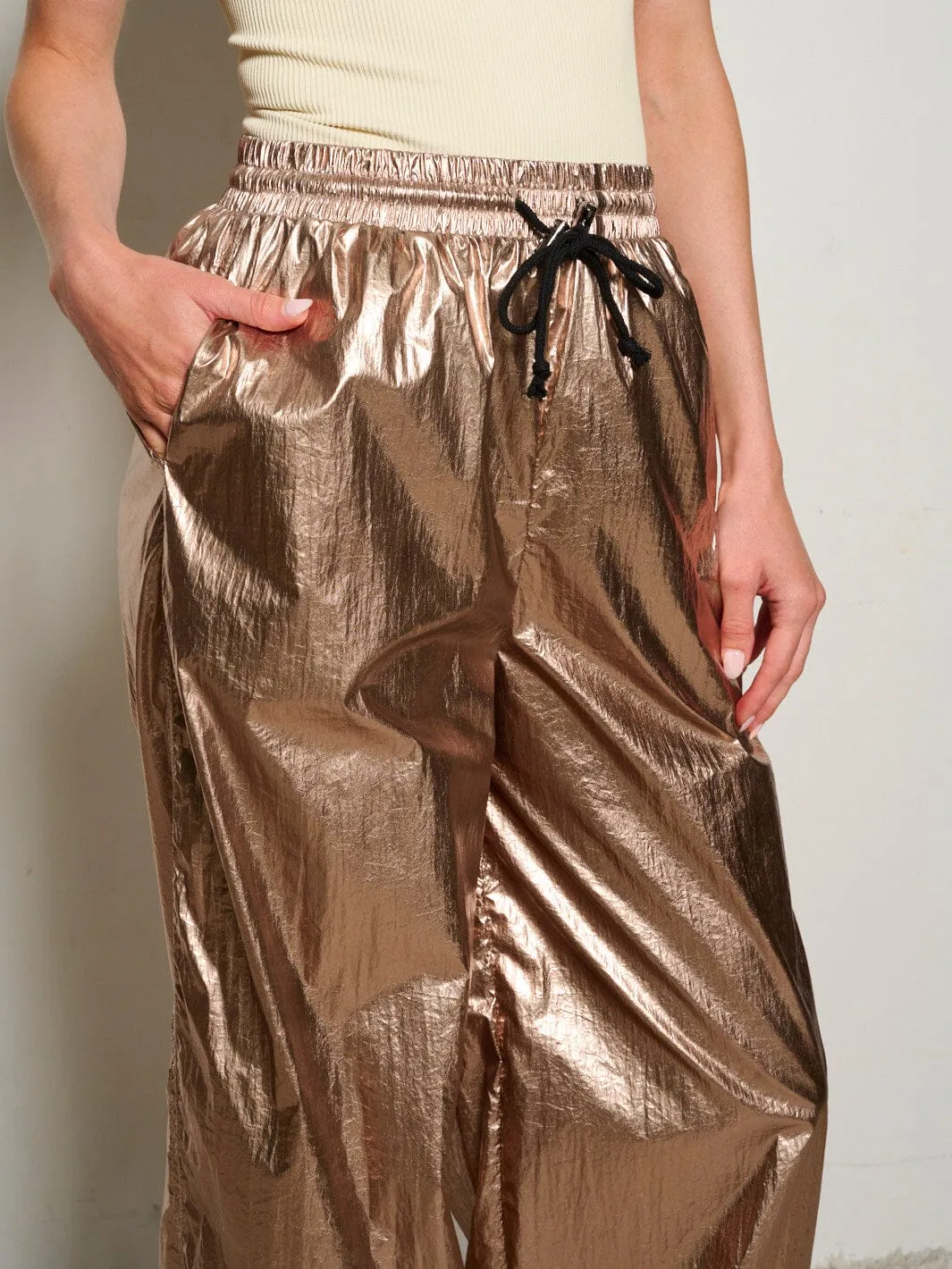 WOMEN'S ELASTIC WAIST POCKETS JOGGER METALLIC PANTS