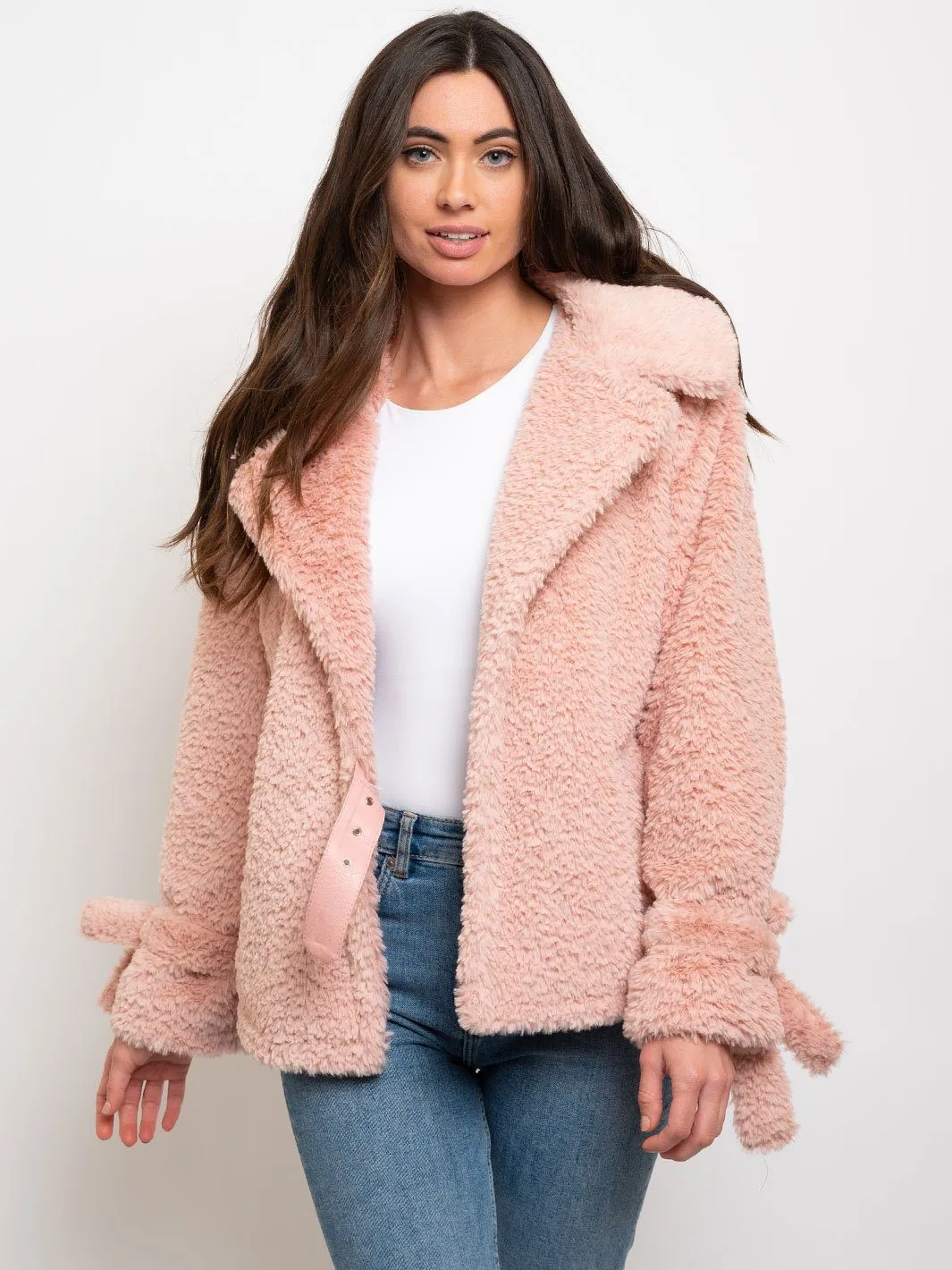 WOMEN'S FUZZY BELT DETAIL JACKET