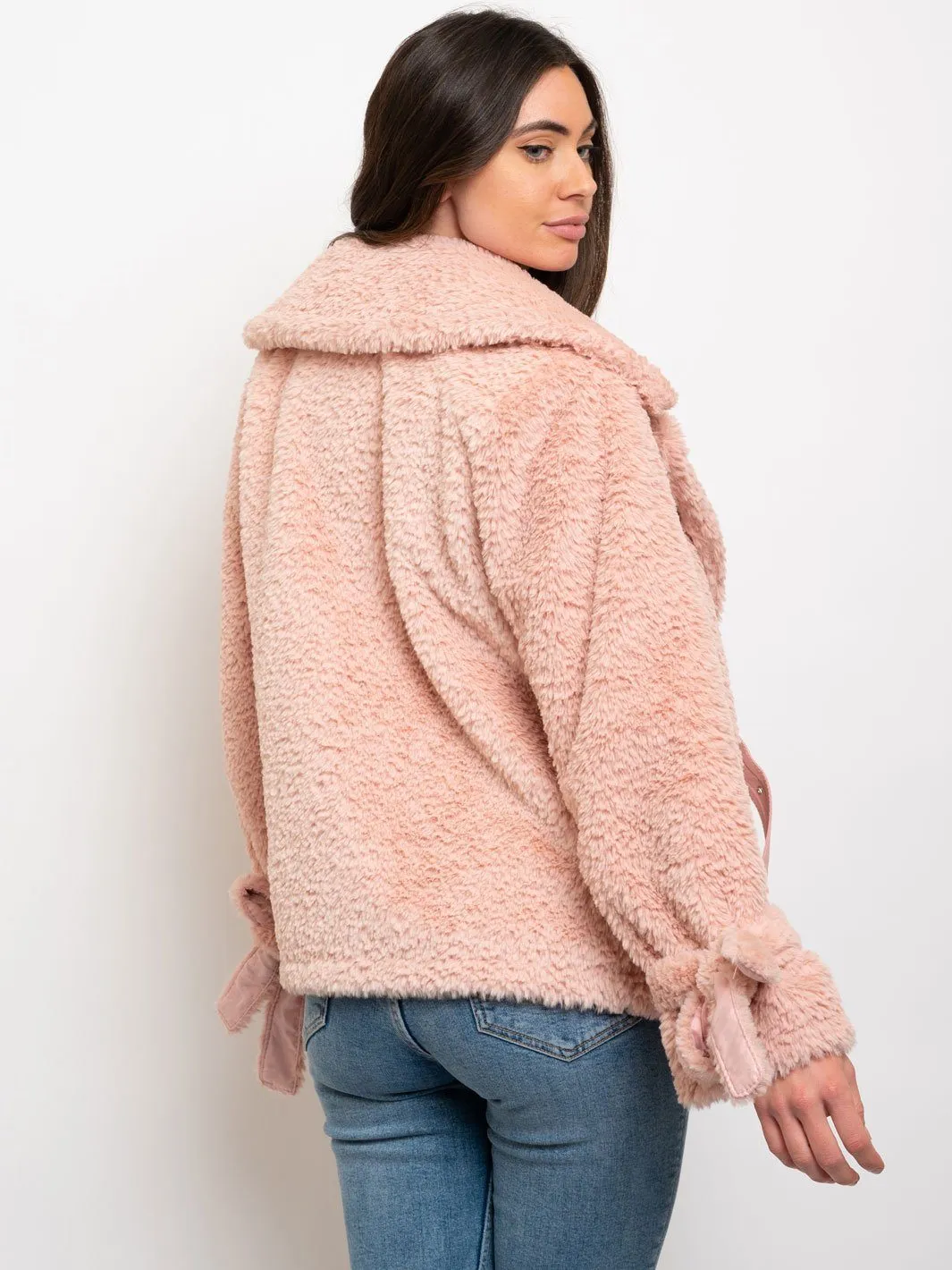 WOMEN'S FUZZY BELT DETAIL JACKET