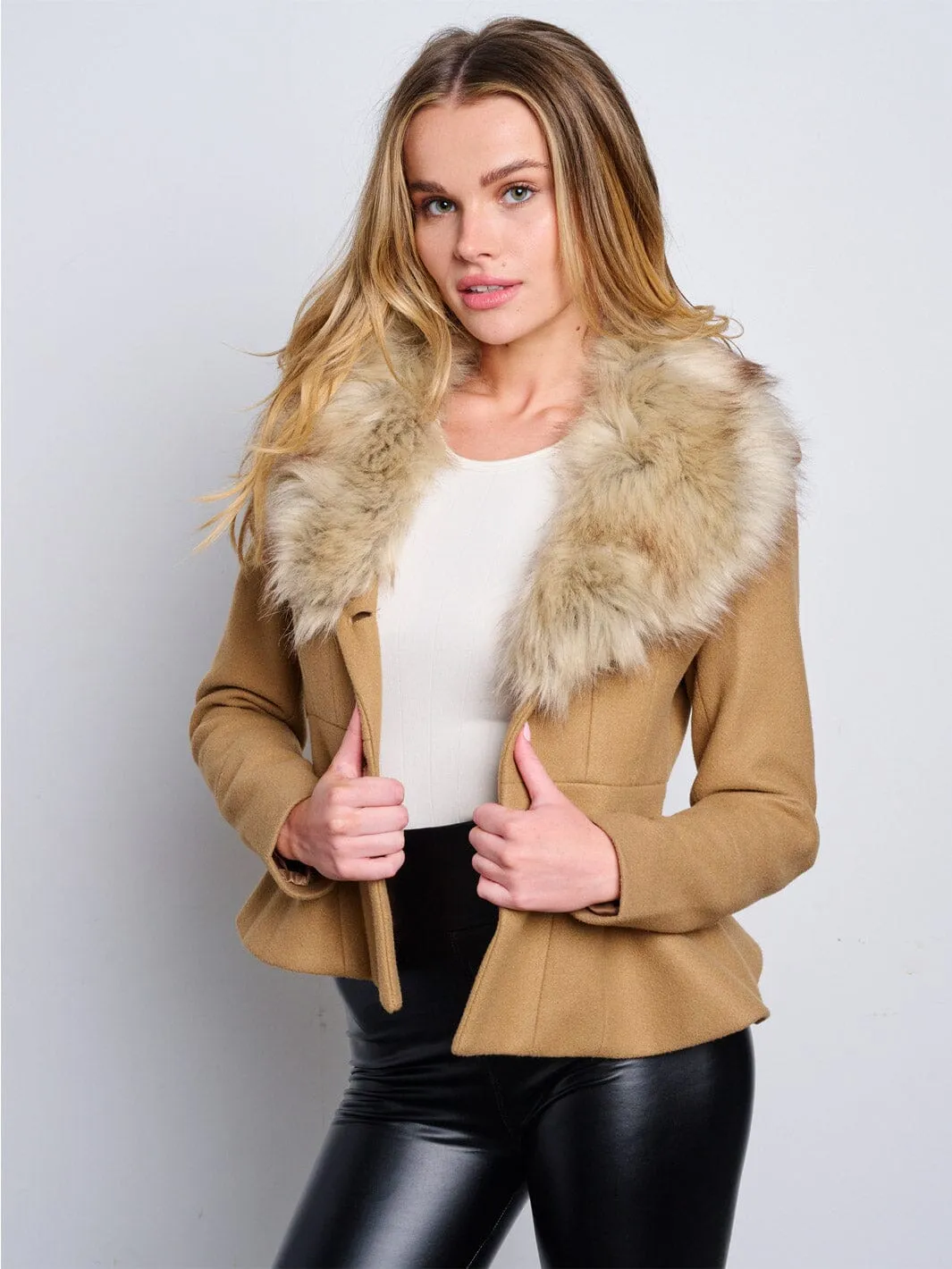 WOMEN'S LONG SLEEVE BUTTON CLOSURE REMOVABLE COLLAR JACKET