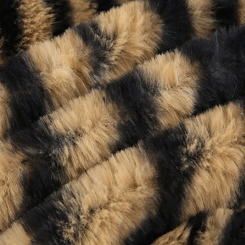 Women's Short Coat In Winter Tiger Fur Coat